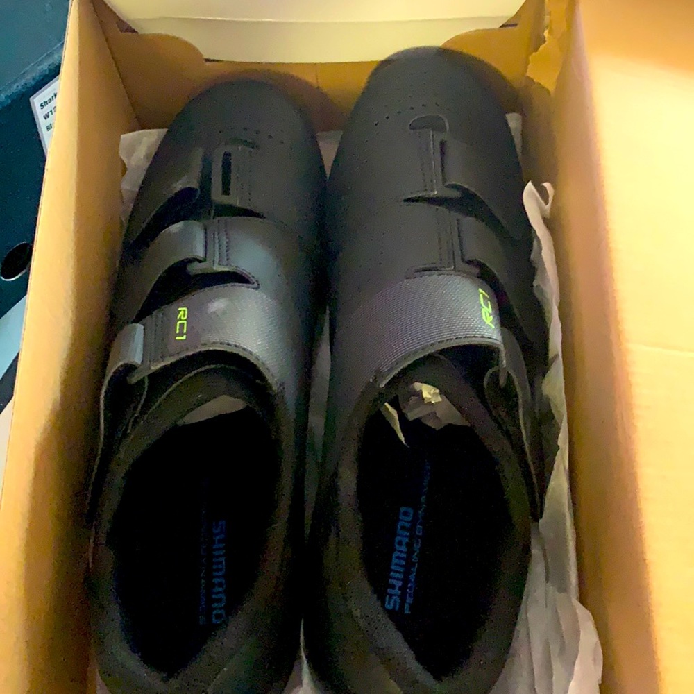Riding shoe